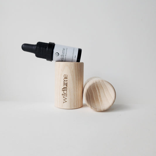 Space Clearing mit Wildlume Diffuser – entfache die Kraft ätherischer Öle, um dein Zuhause zu erfrischen und energetisch zu reinigen.